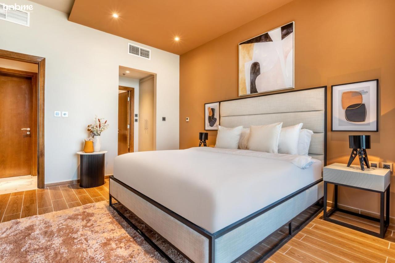 Bnbmehomes - Luxury 2B Apt - Al Habtoor - Amna Tower - 5044 Dubai Buitenkant foto